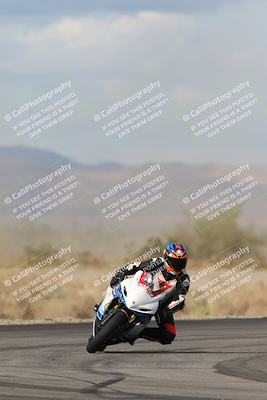 media/Nov-16-2025-Race Pace (Sun) [[8c5fa54630]]/Verified Riders/7-Turn 4 (1155am)/